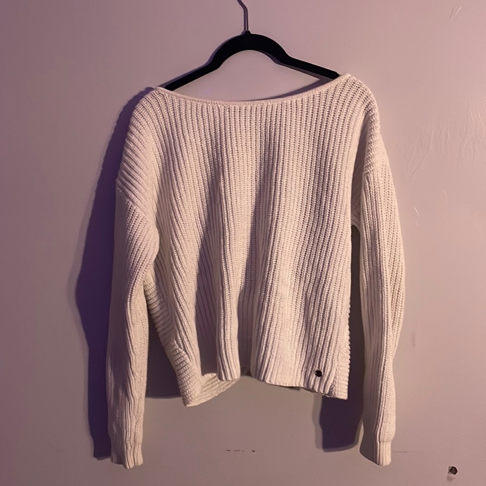 White Roxy sweater w open back